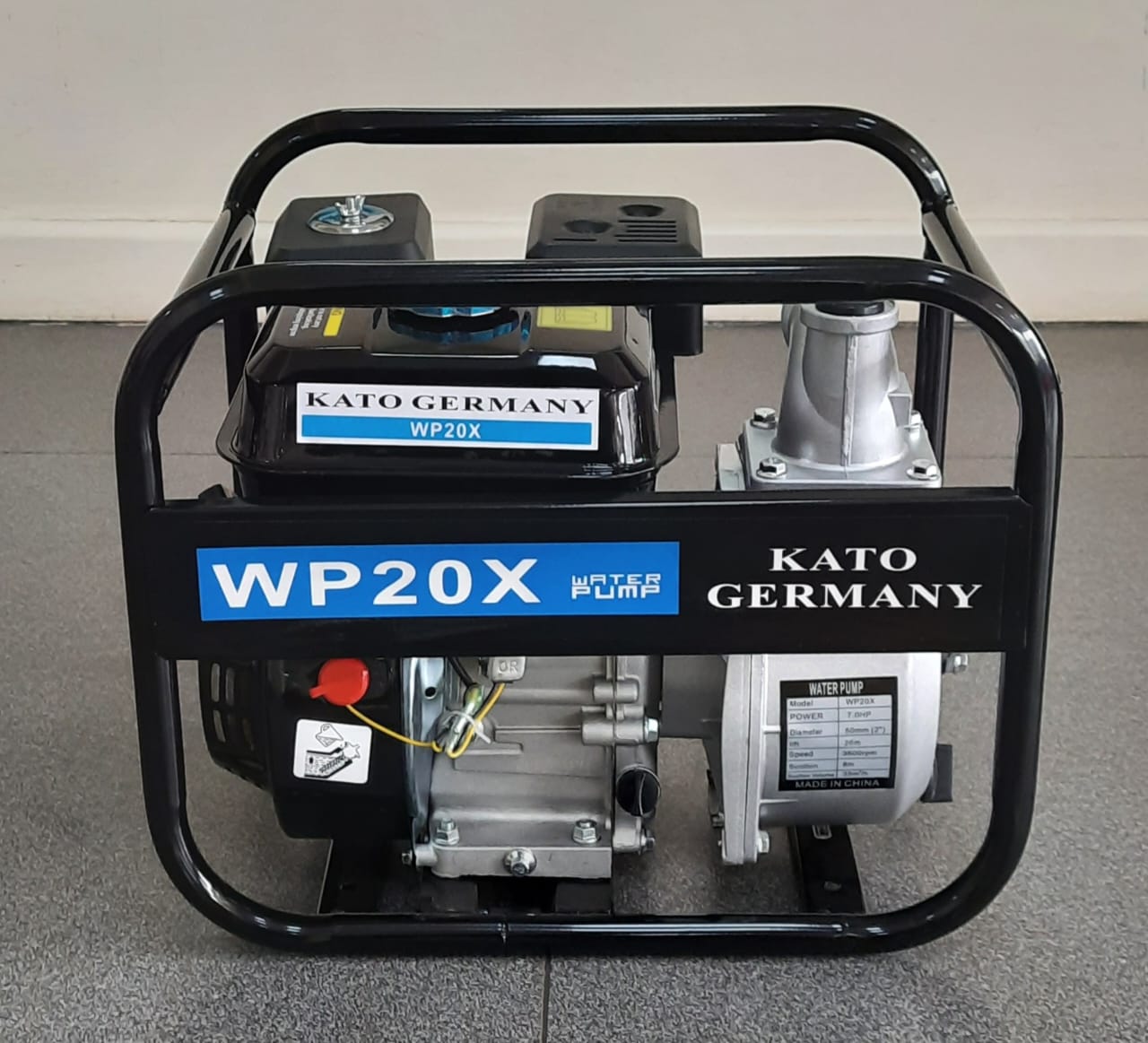 KATO Germany Petrol Water Pump